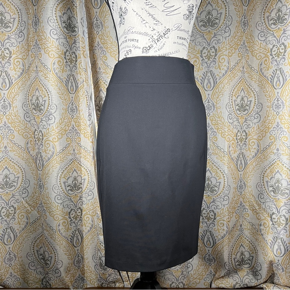 NWT INC Curvy 'Core Fashion' Mid-rise Black Pencil Skirt - Size XS